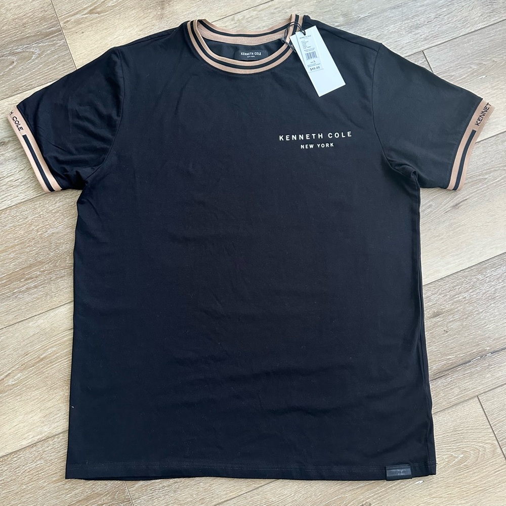 NWT Kenneth Cole tee large